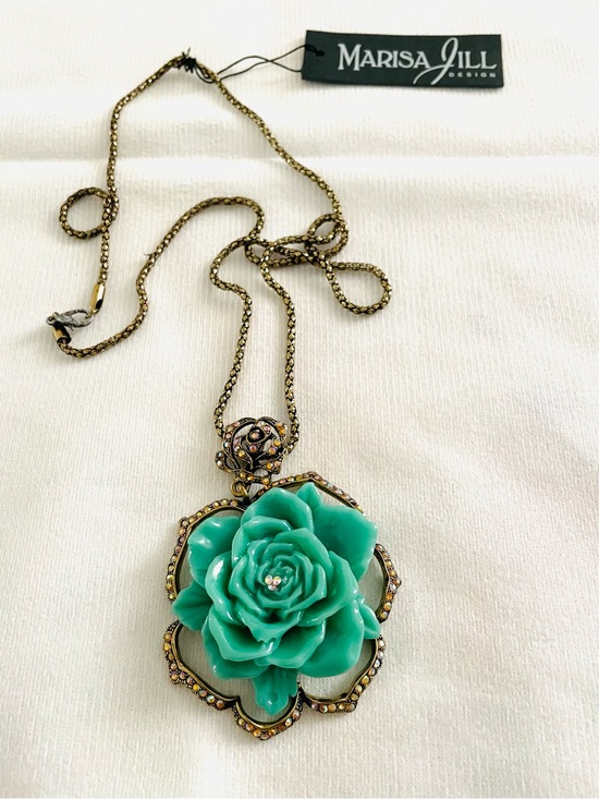 Jewelry - Teal Flower Pendant Necklace